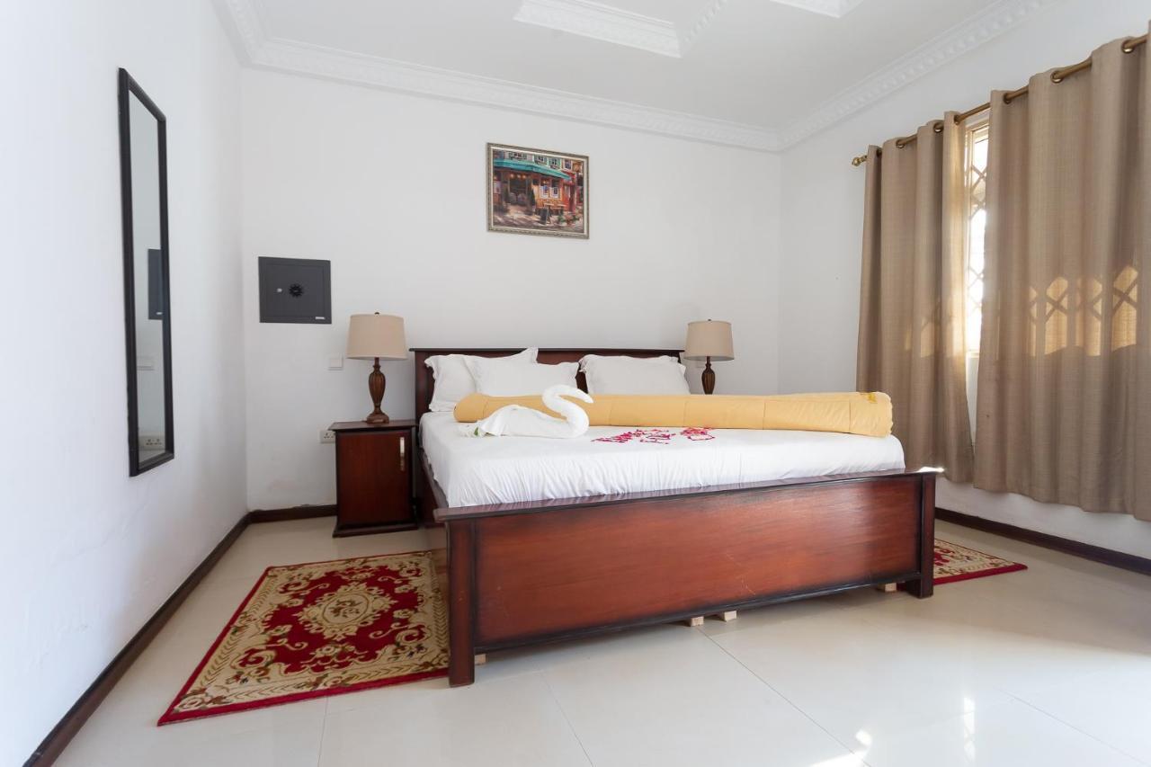 Royal Elmount Hotel Elmina Eksteriør billede