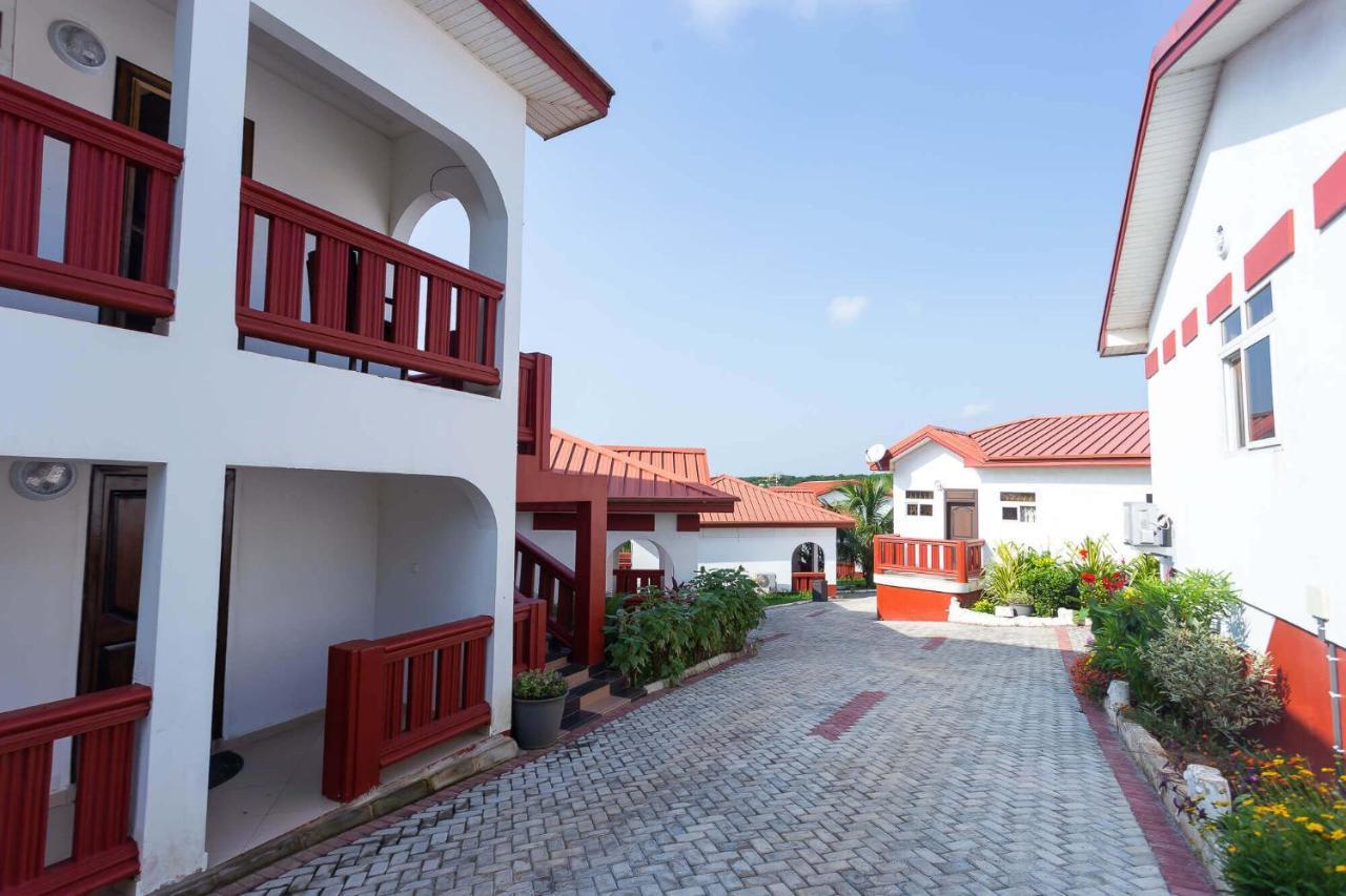 Royal Elmount Hotel Elmina Eksteriør billede
