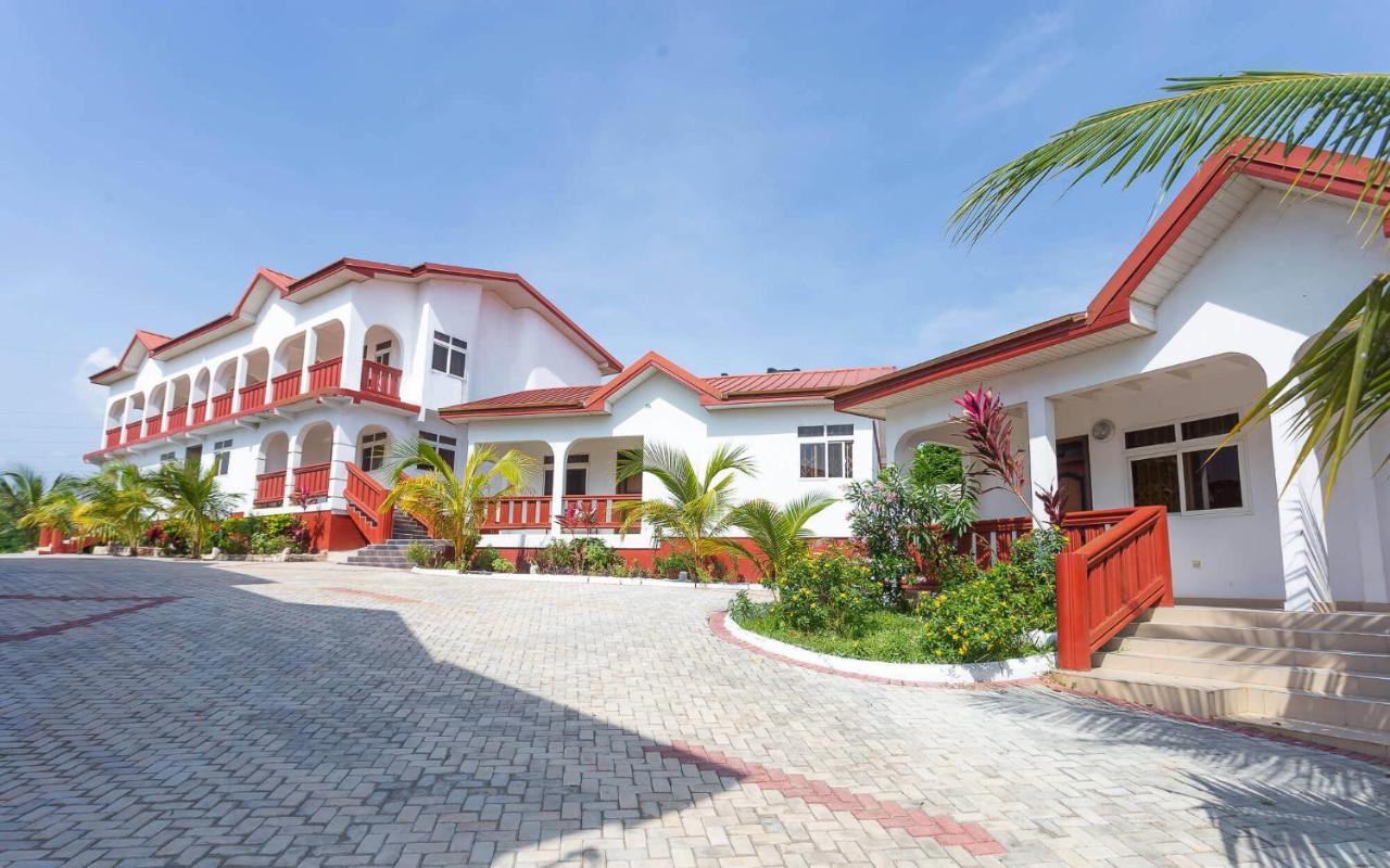Royal Elmount Hotel Elmina Eksteriør billede